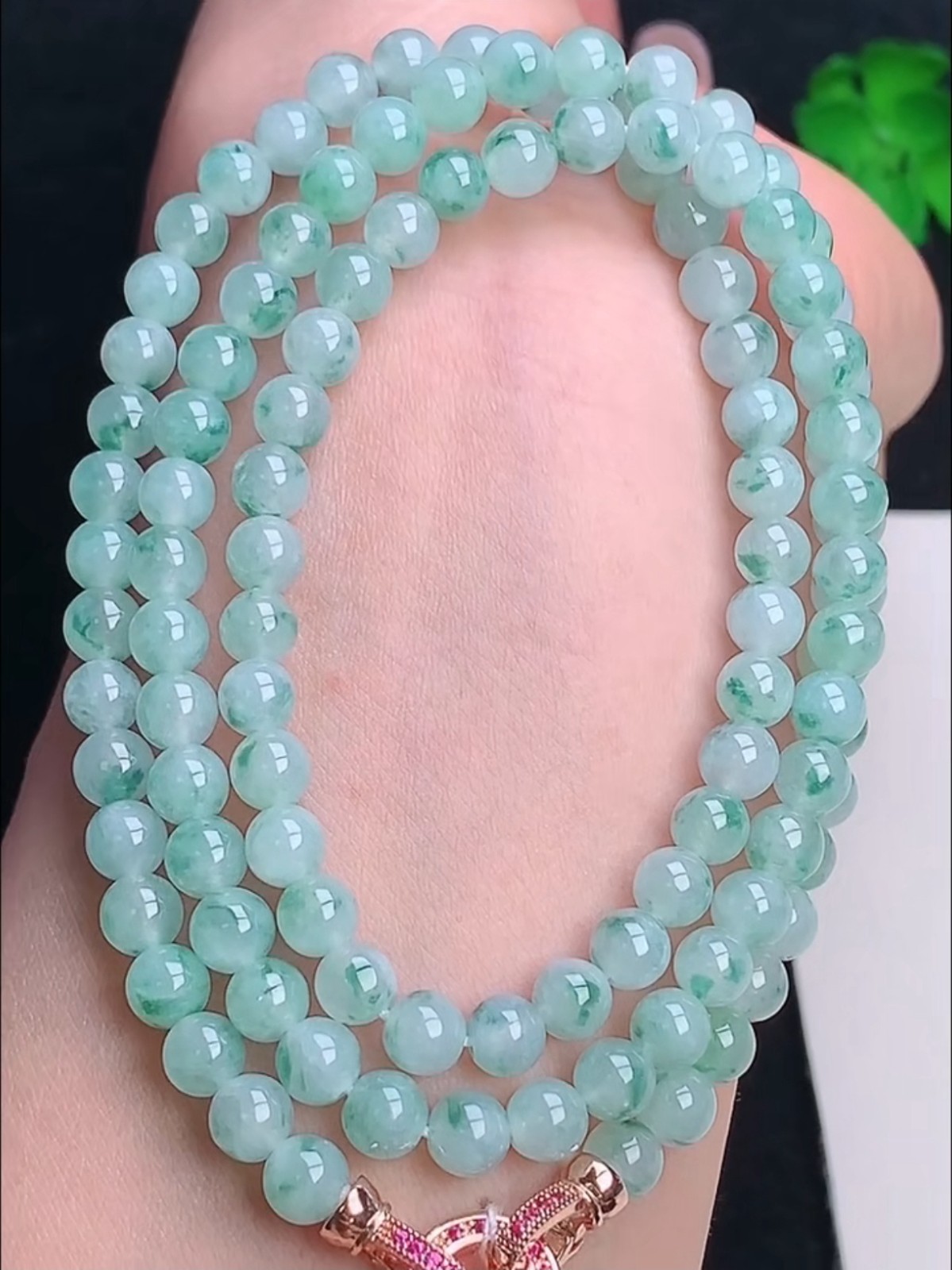 108pcs Beads Natural Icy Translucent Green Jadeite Jade Beaded Necklace Grade A