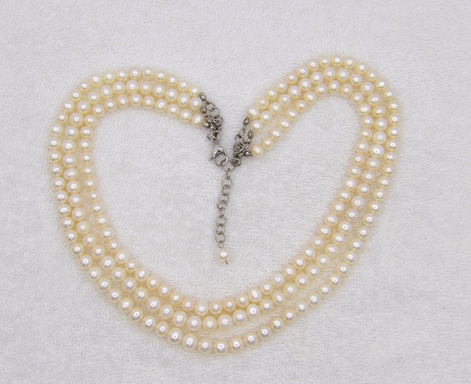 High Quality High Luster Layered Genuine White Freshwater Pearl Necklace NK522