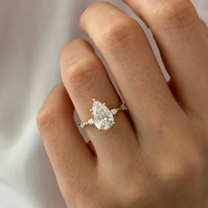 IGI Lab Grown 2.15Ct Pear Cut Diamond Solitaire Engagement Ring 14k Yellow Gold