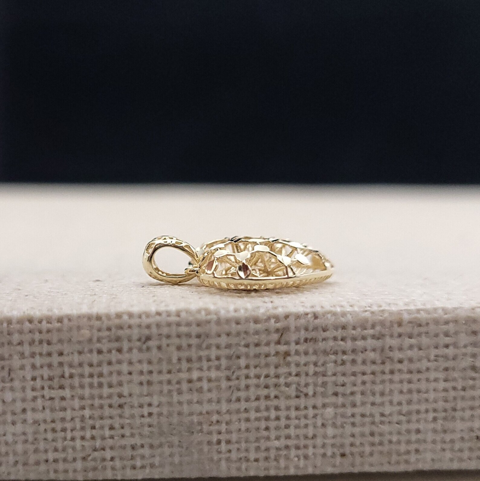 3D Print Gold Pendant: 18k Solid Yellow Gold 19x14mm Heart 3D Printed Pendant