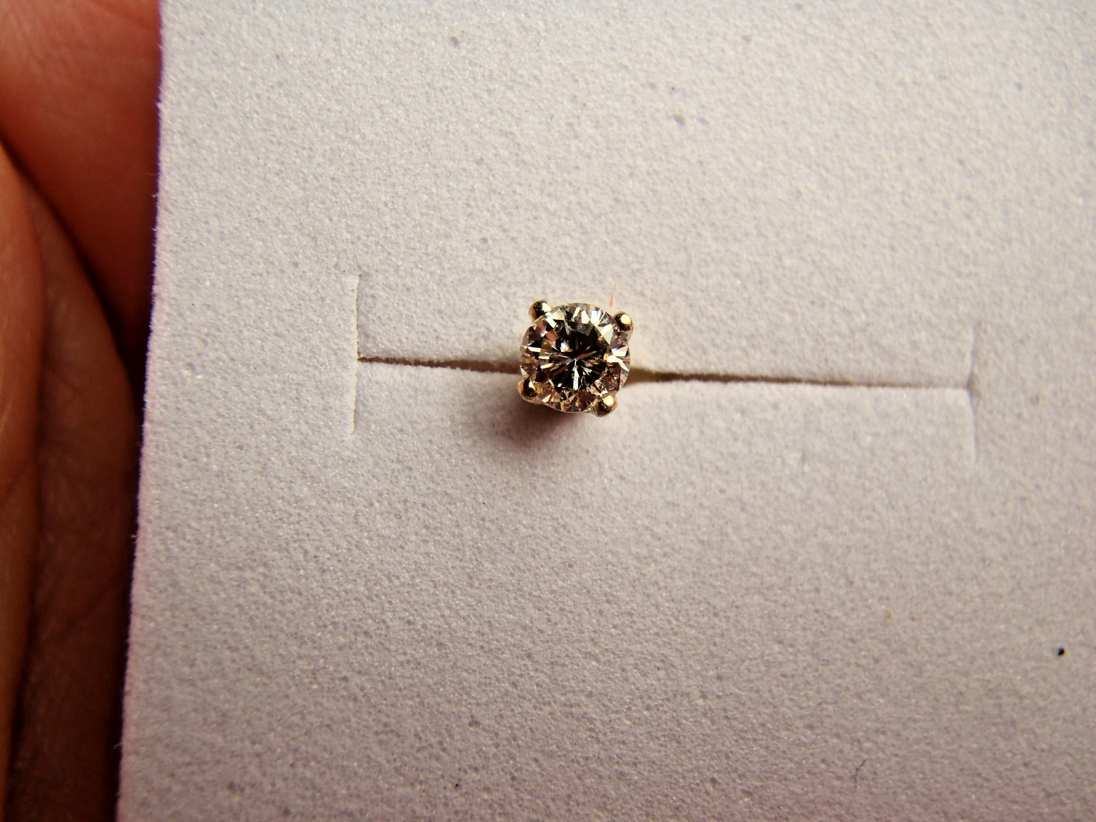 Single Natural Diamond Stud Earring Solid 14K Yellow Gold .14 Tw Male or Female