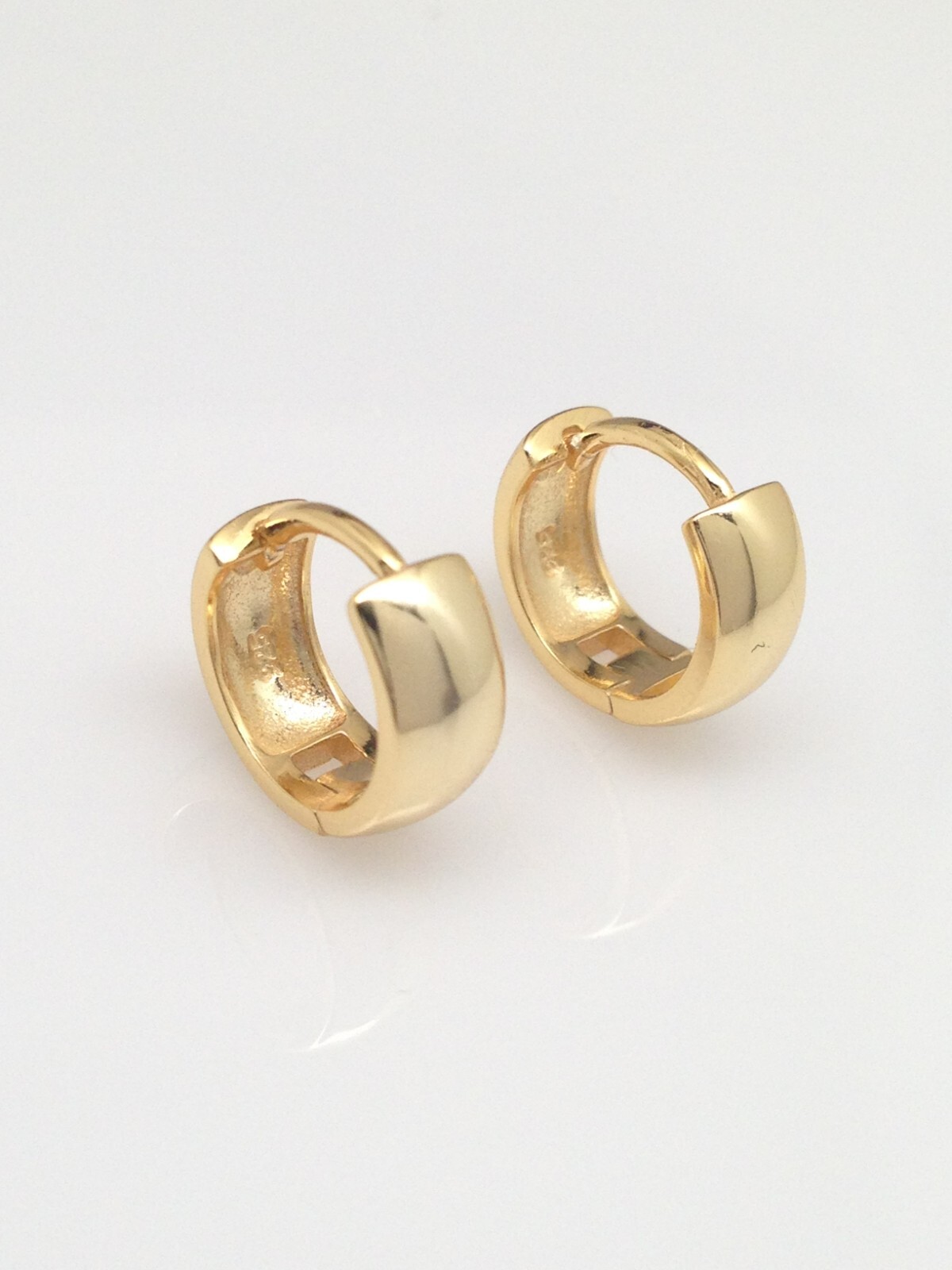 Gold Plated Huggie Hoop Earrings 925 Sterling Silver Mens Womens 10x4mm Plain