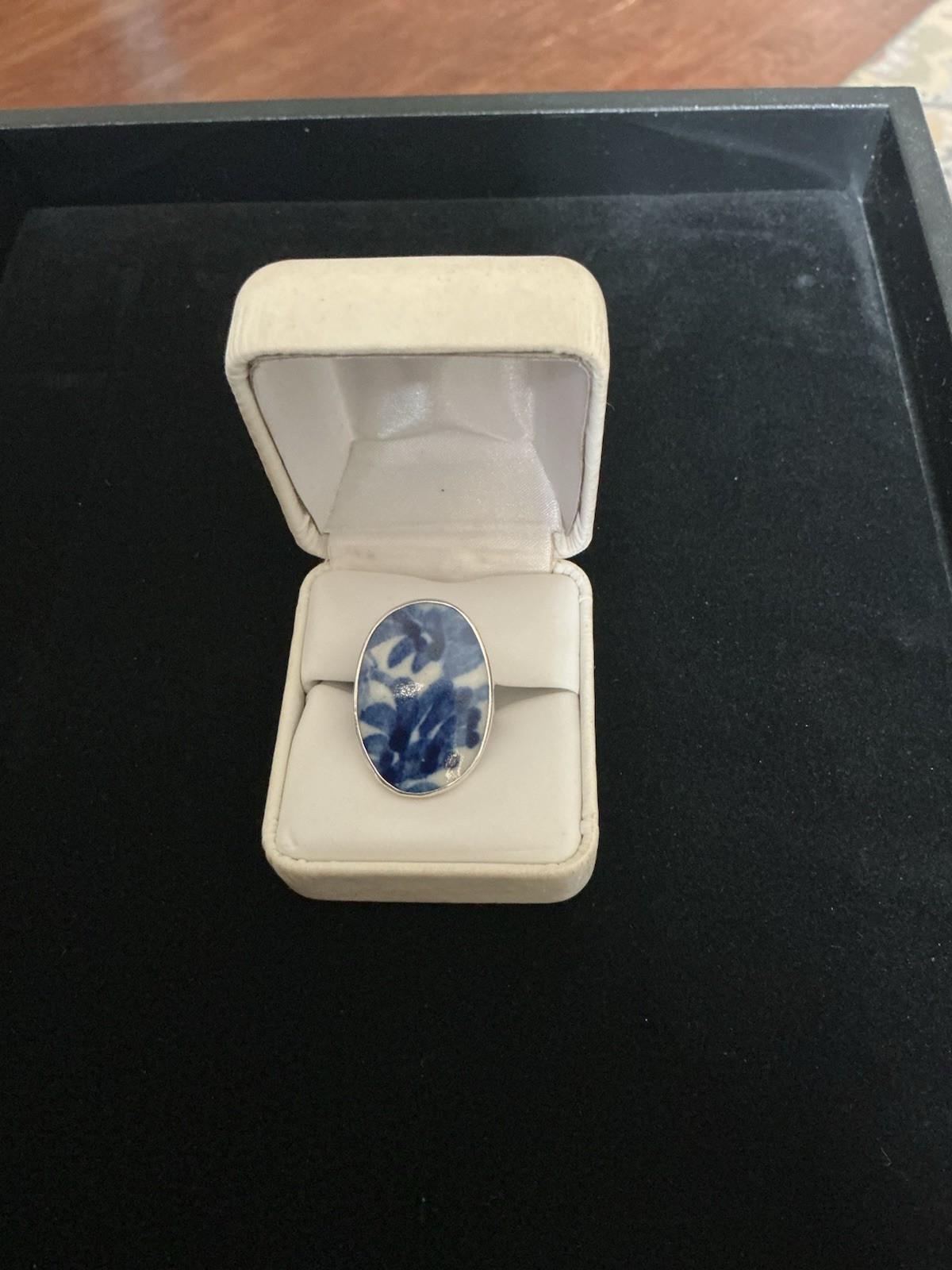 Artisan 925 Sterling Silver Ring w/ Blue/White Broken China Setting Sz 6