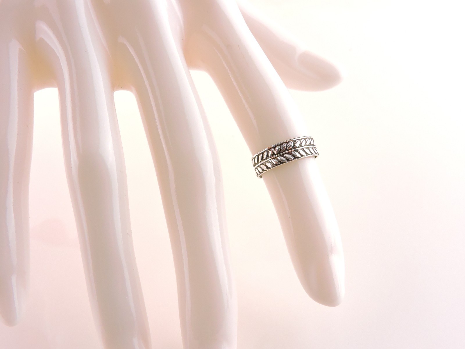 Size 4 Adjustable Sterling Silver Laurel Crown Toe / Midi Ring