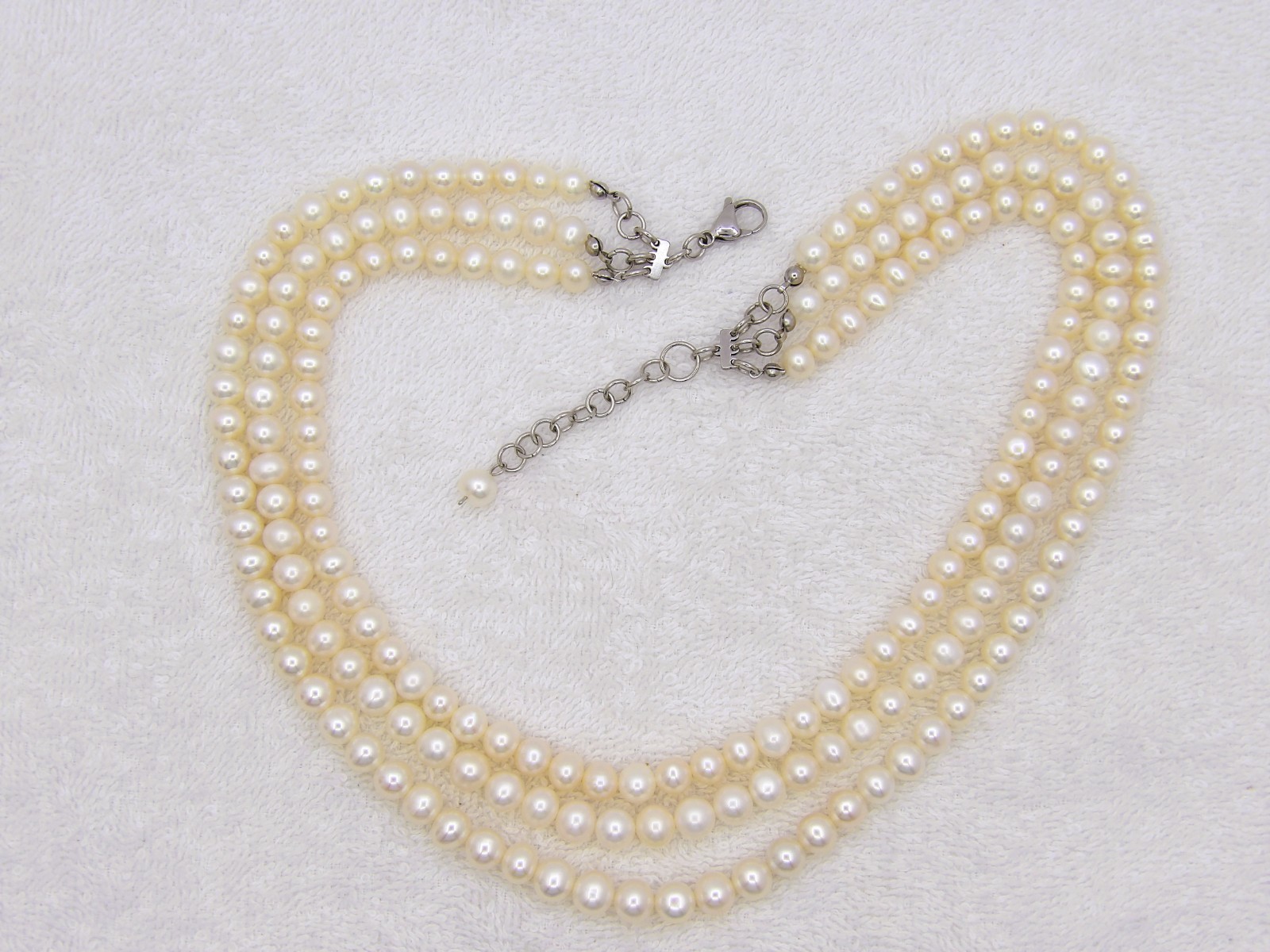 High Quality High Luster Layered Genuine White Freshwater Pearl Necklace NK522