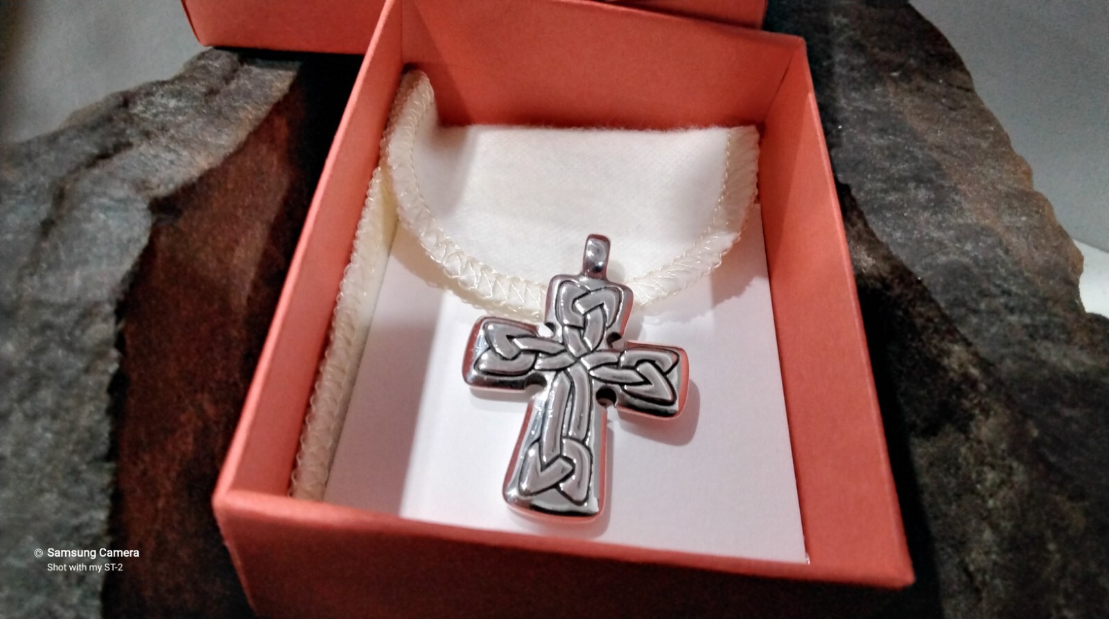 Retired James Avery Celtic Knot Cross Sterling Silver Pendant Fixed Bail JA Box