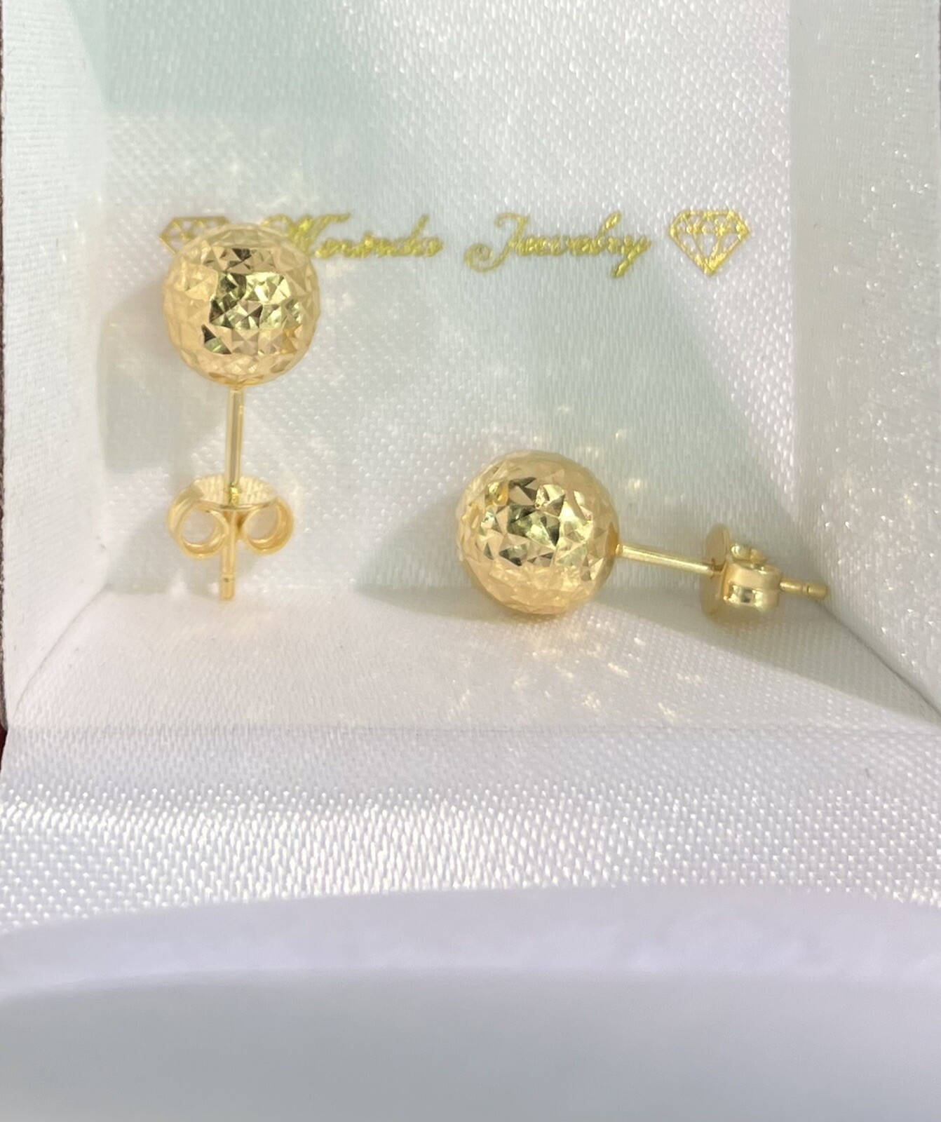 18k Solid Yellow Gold Unisex Kid And Adult Shiny Ball 8mm Stud Earrings.