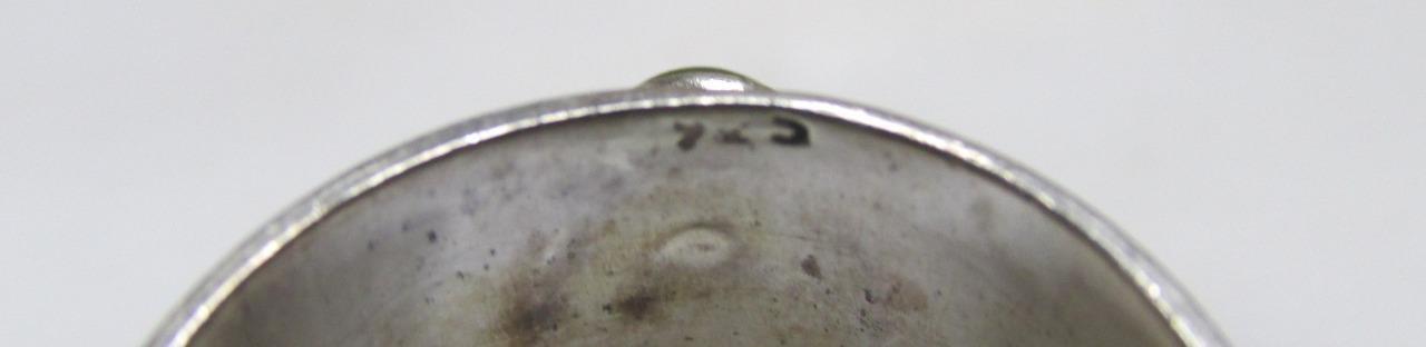 Vintage Sterling Silver Ring w/ Unknown Red Stone ~ Size 9 ~ 4.8g ~ 14-C827
