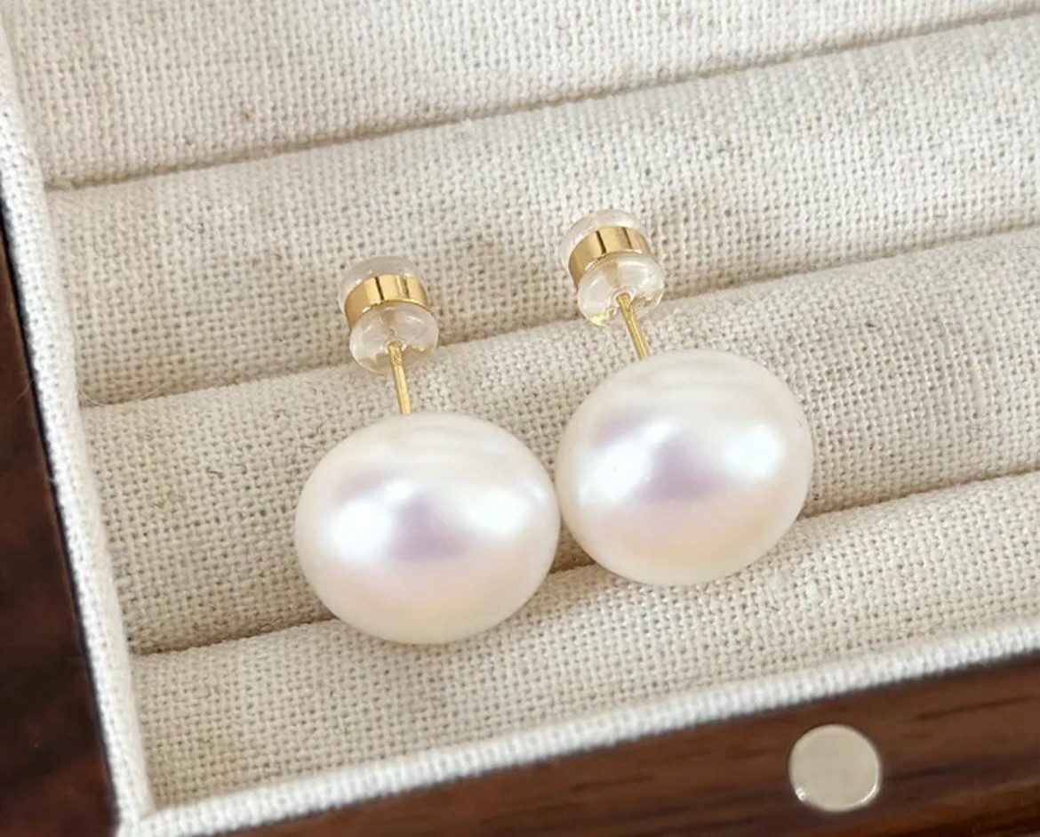 16mm Light Pink Cultured Pearl Stud Earrings