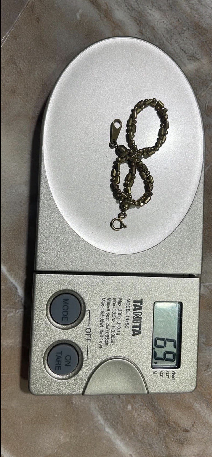 Japan Solid 18k Yellow Gold. Size 7