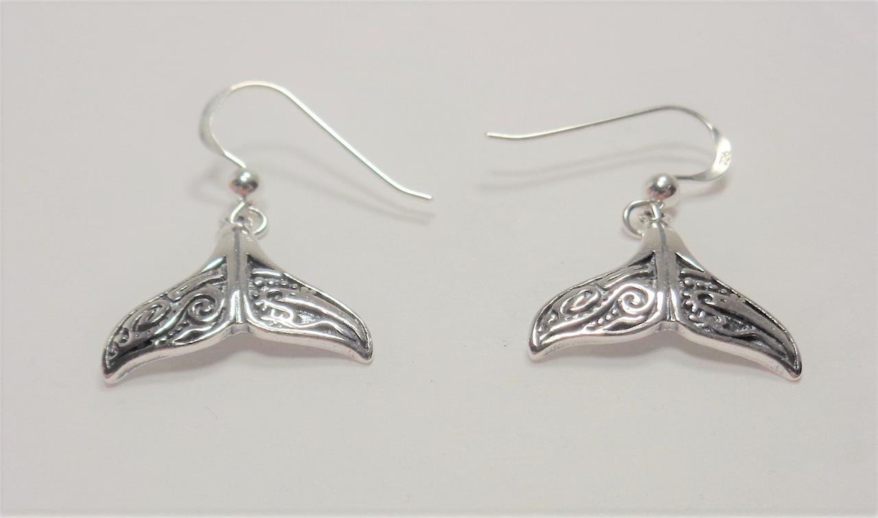 STERLING SILVER NAUTICAL ORCA WHALE TAIL DECORATIVE SEA LIFE HOOK EARRINGS