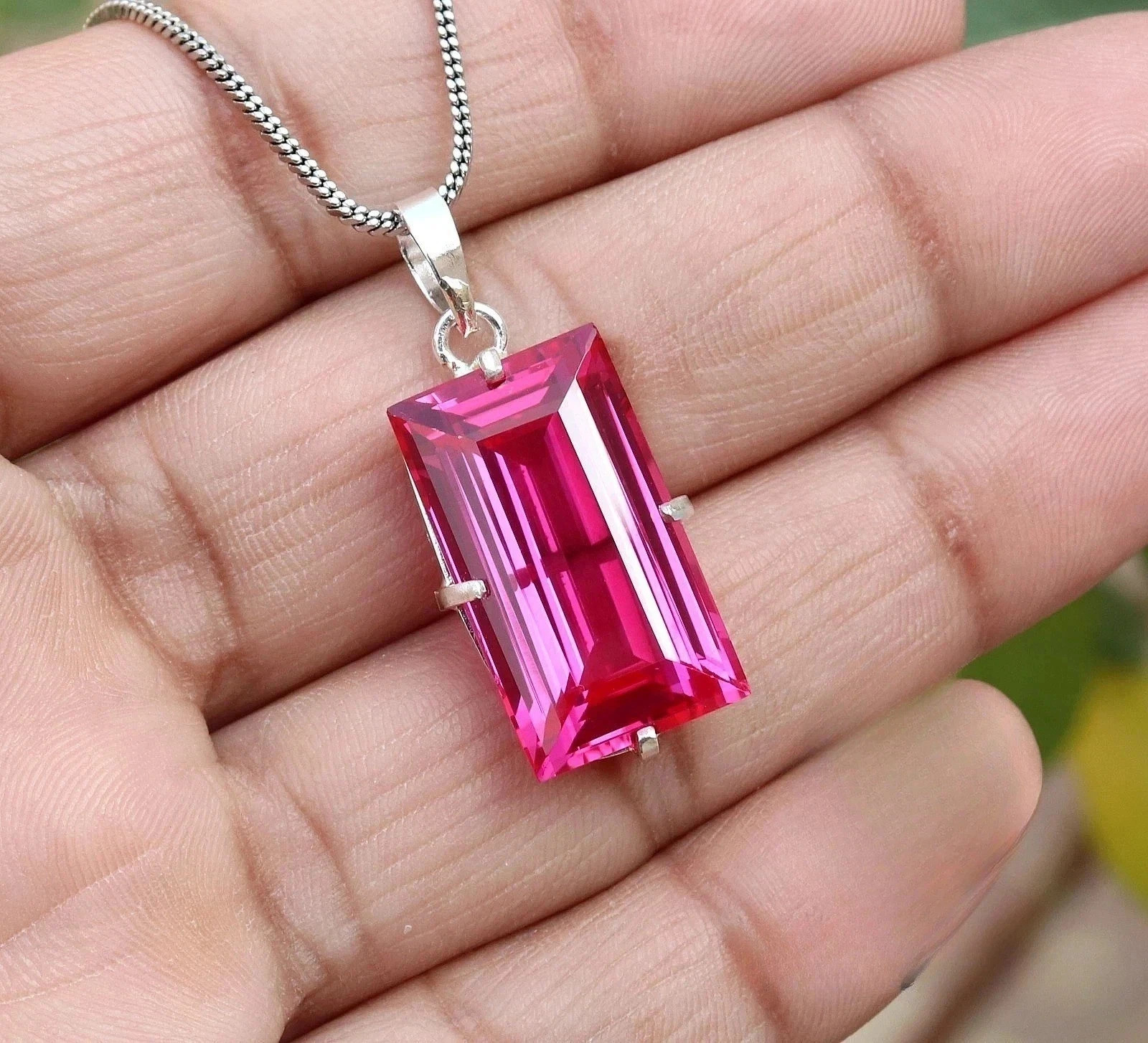 21 Ct Natural Certified Baguette Pink Sapphire Gemstone 925 Solid Silver Pendant