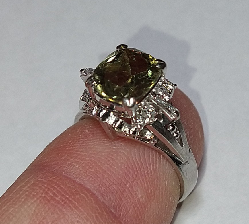 Solid platinum 2.54 carat natural chrysoberyl diamond ring 5.92 grams *GIA