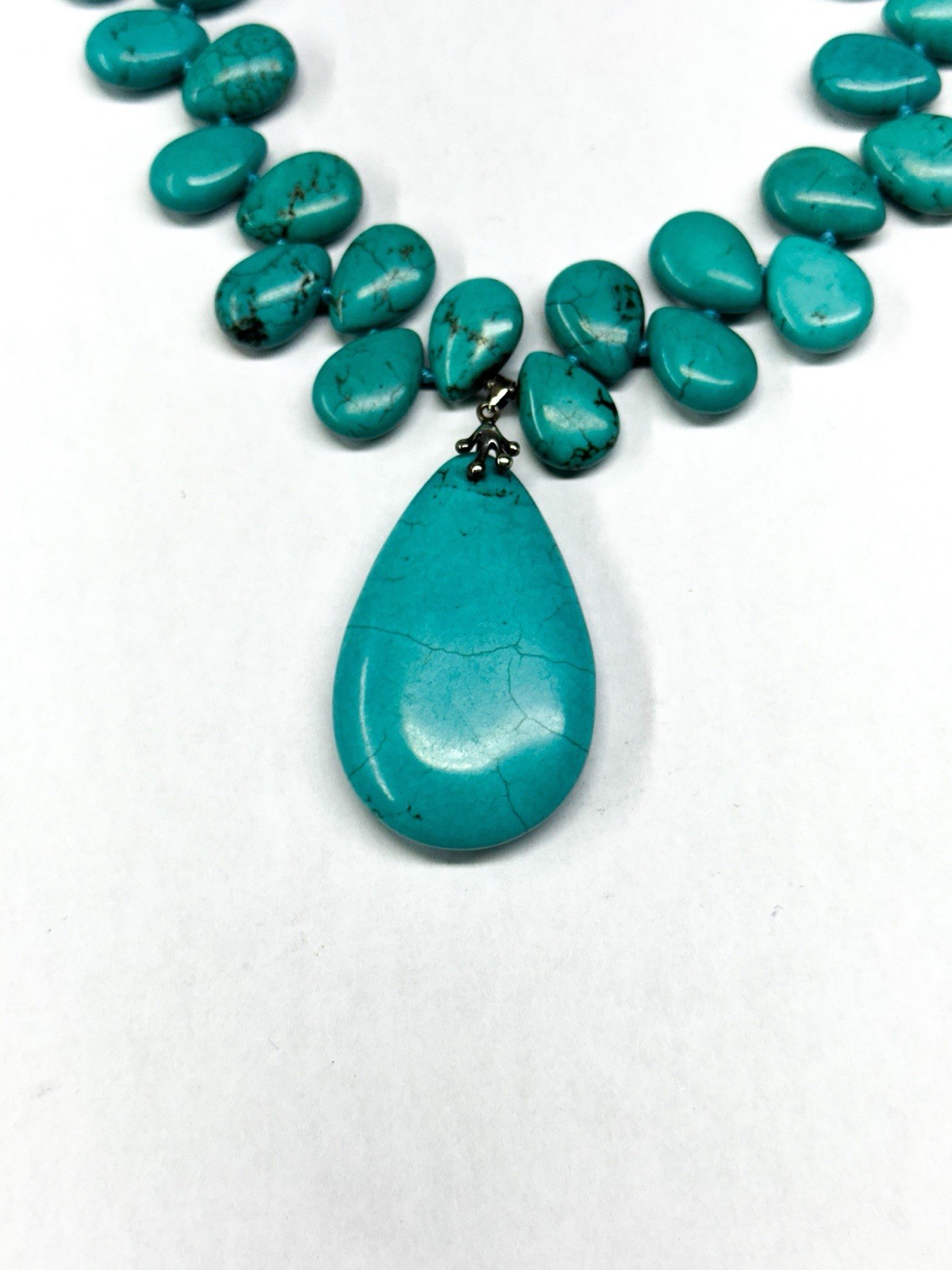 STERLING SILVER TURQUOISE HOWLITE TEARDROP STATEMENT NECKLACE 18 INCHES