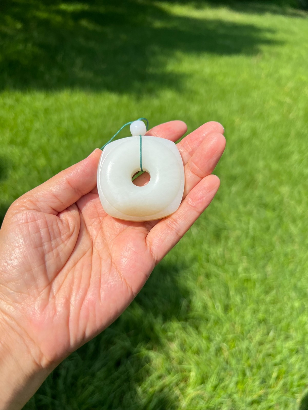High-Quality White Nephrite Jade Square Buckle 四方扣 Handplayer / Pendant H82 a