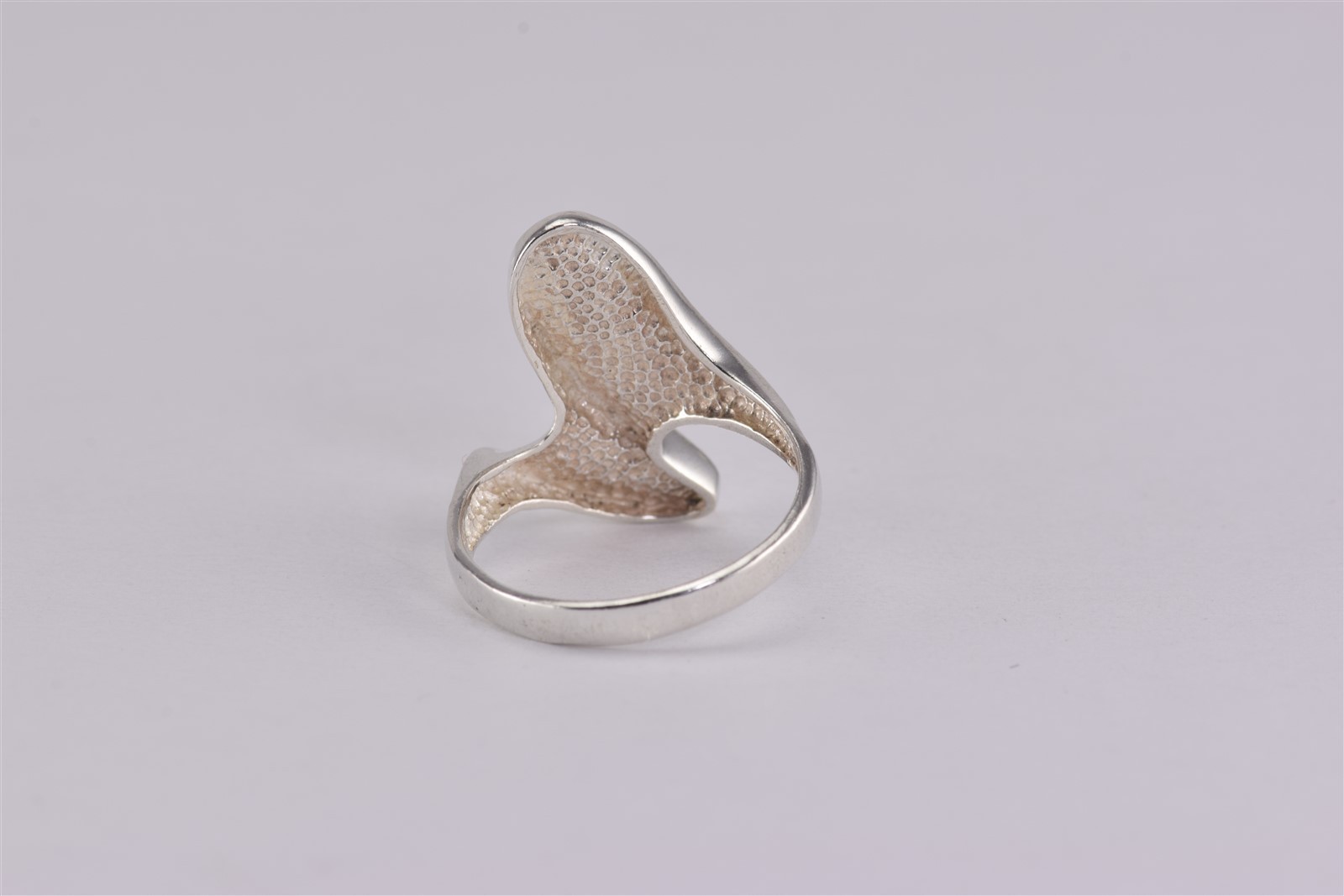 Sterling Silver 19mm Polished Fluted Wispy Swirled Band Ring 925 Sz: 6