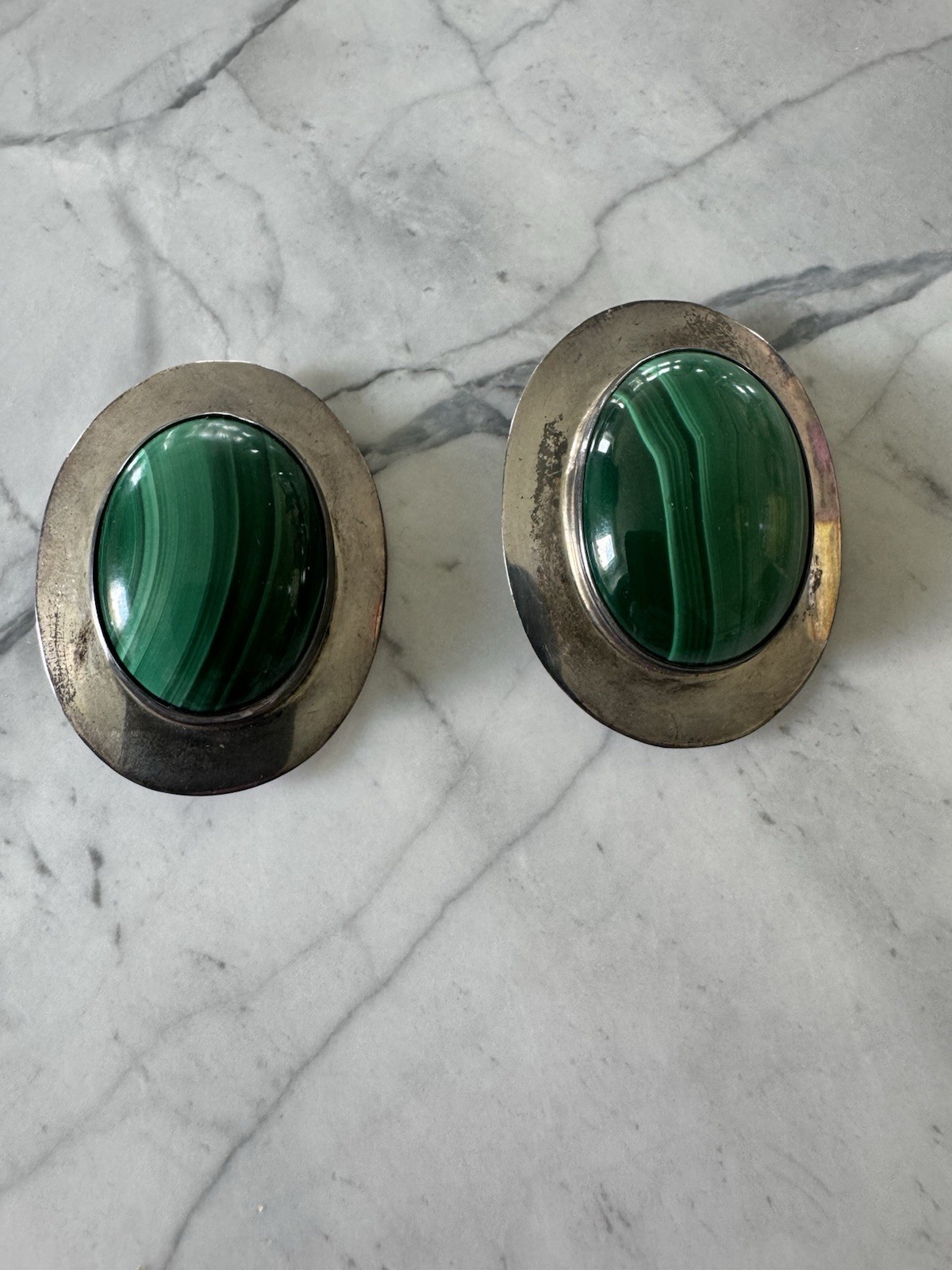 Vintage Sterling Silver & Oval Cut Malachite Clip On Earrings