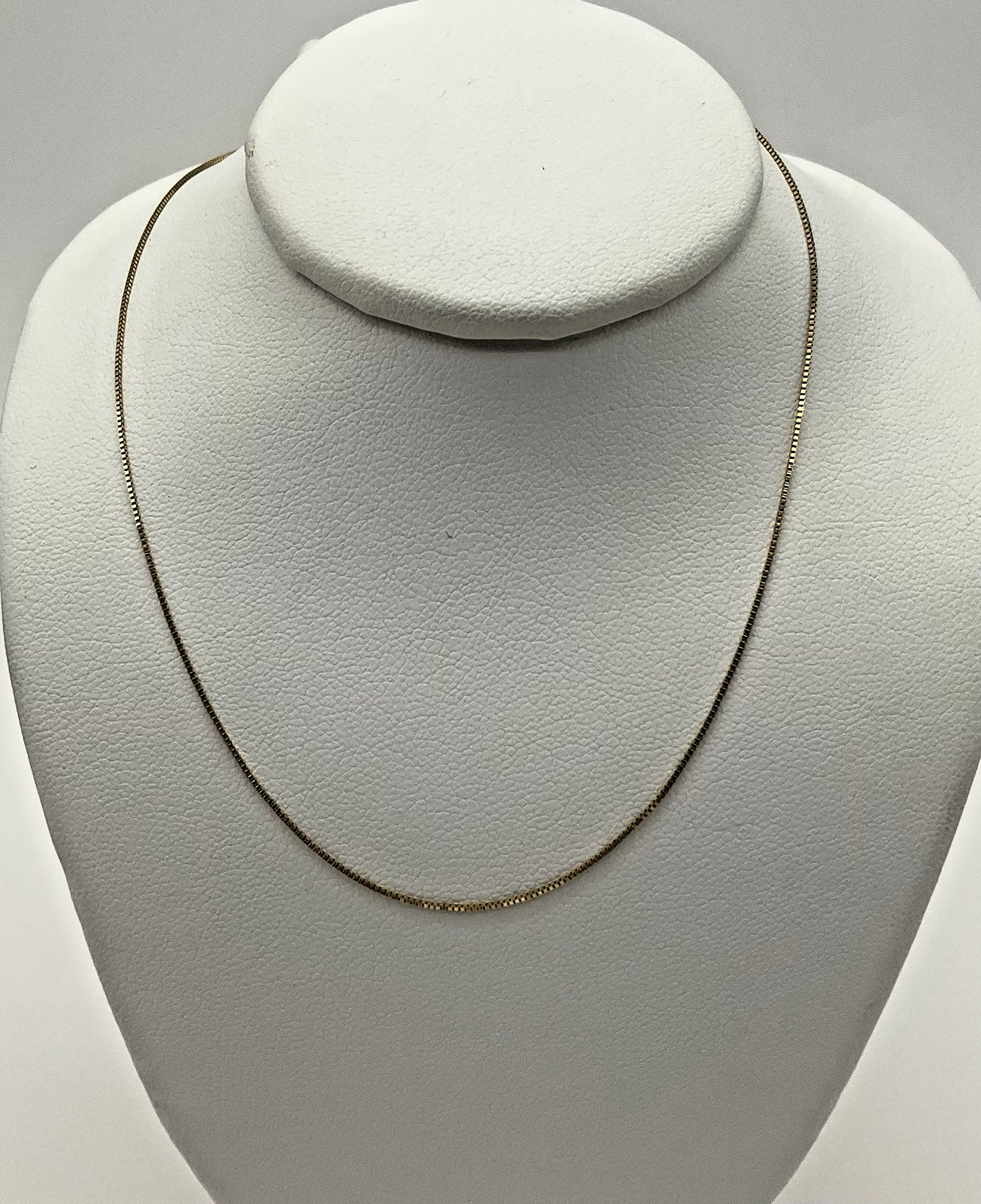 10K Yellow Gold 21” Diamond Cut Thin Box Chain Necklace