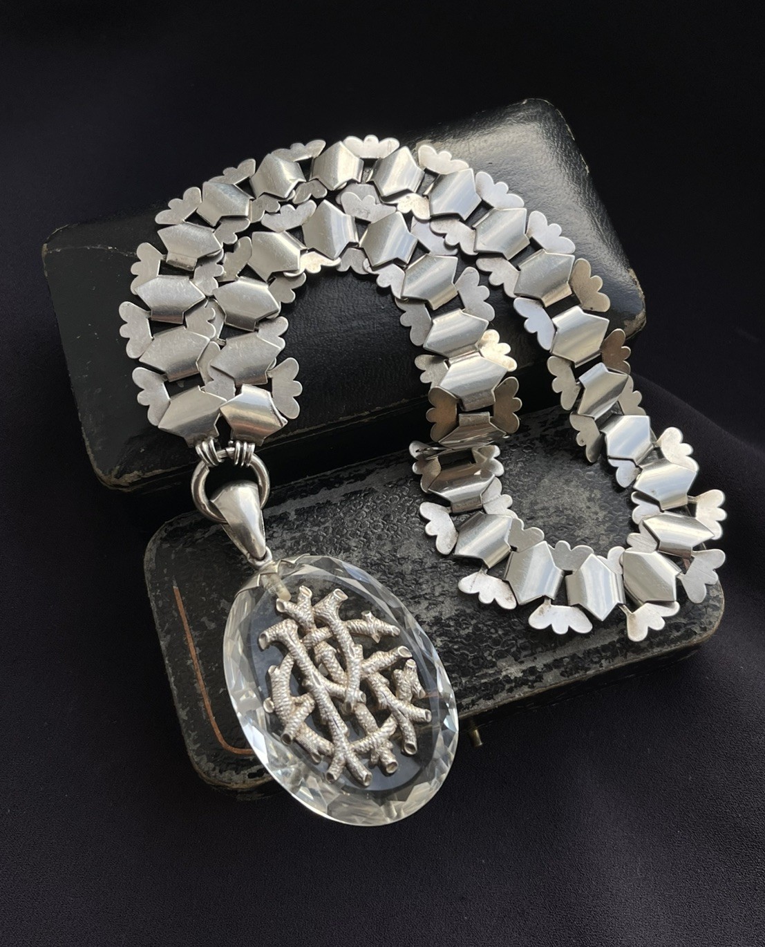 47g Rare Victorian AEI Rock Crystal Pendant & Silver Book Chain Collar Necklace