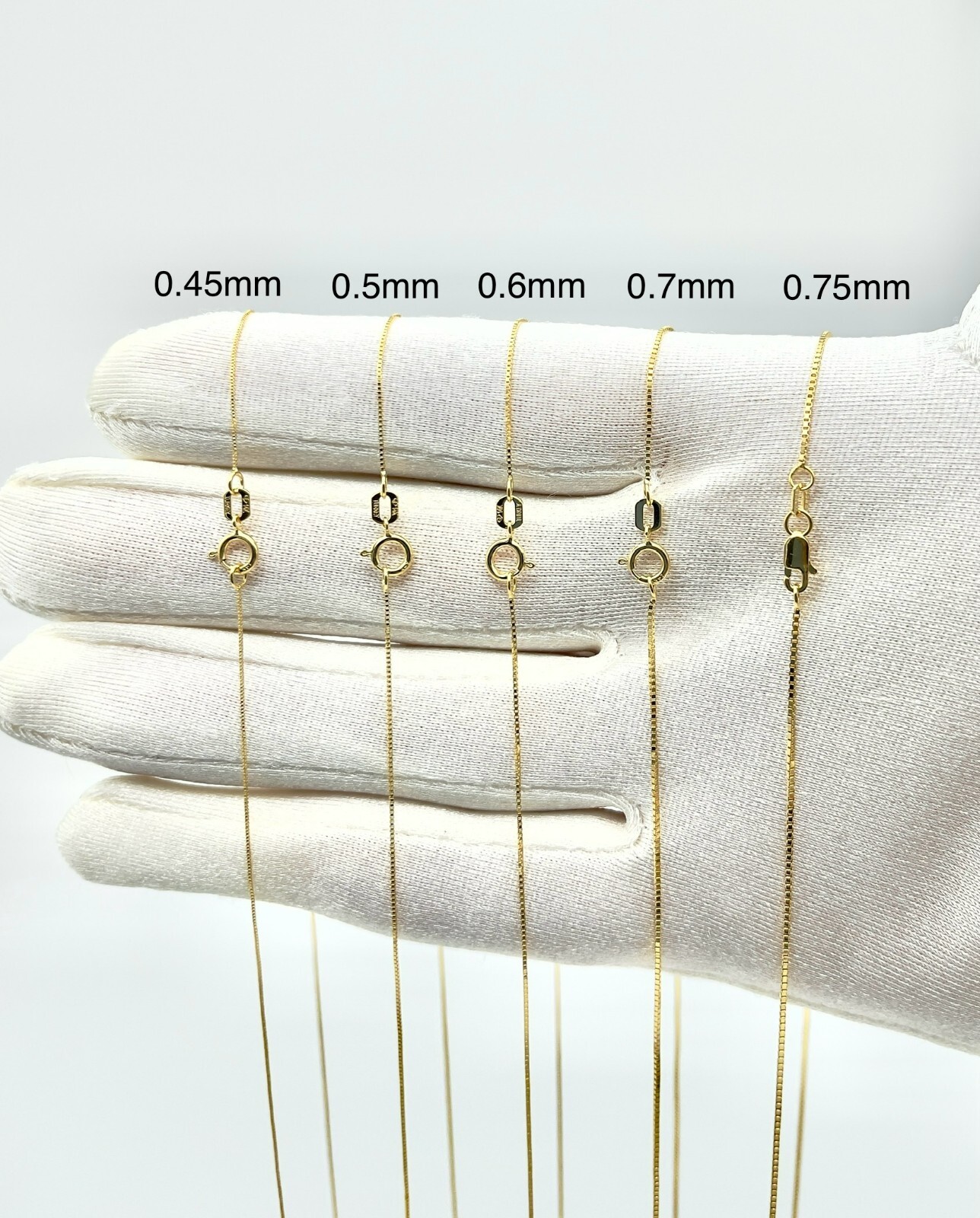 Decomerika Dainty Solid Box Chain Necklace 0.45-0.75mm 16-24in 14K Yellow Gold