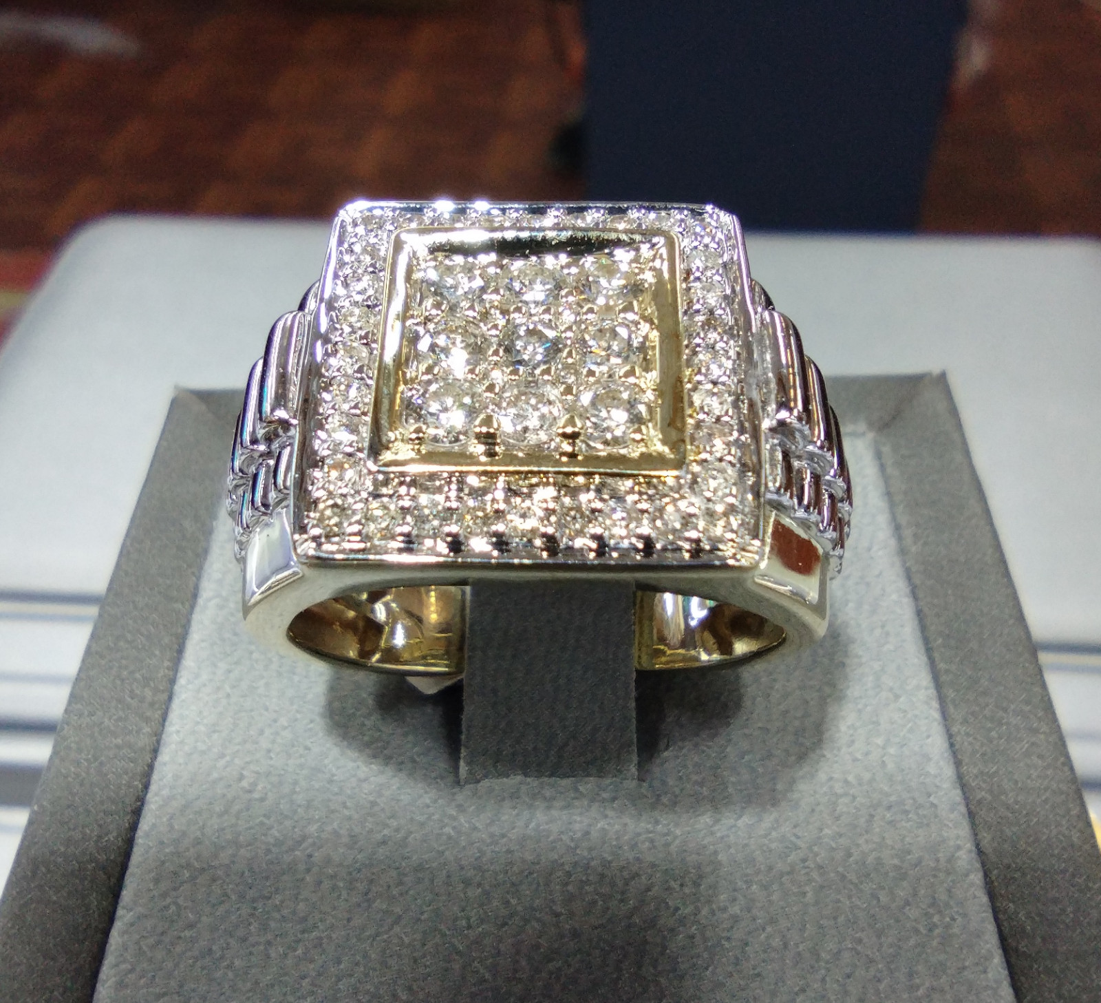 TWO-TONE 10K GOLD RING 1.0 t.c.w. NATURAL DIAMONDS – Rolex Inspired Band Design