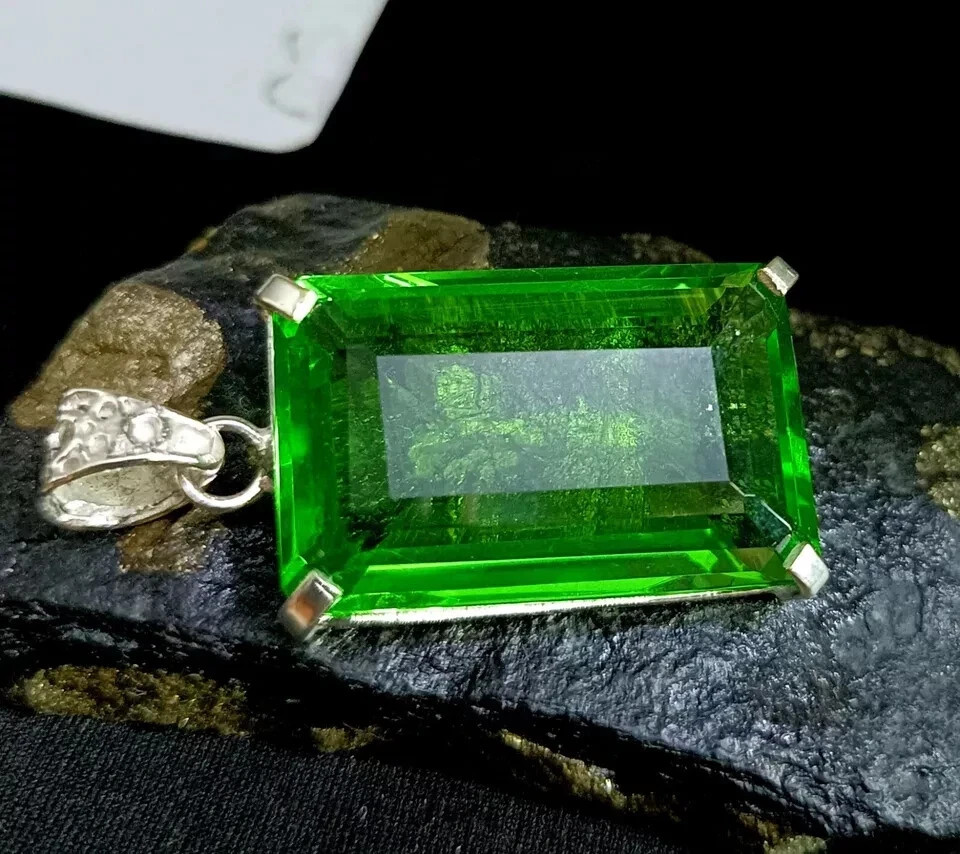 100 Ct Natural Brazilian Green Topaz 925 Solid Silver Pendant Certified Gemstone