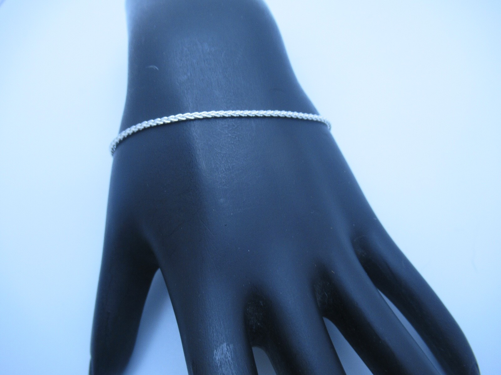 Sterling Silver 7 Inch 1.5 Millimeter Wheat Bracelet