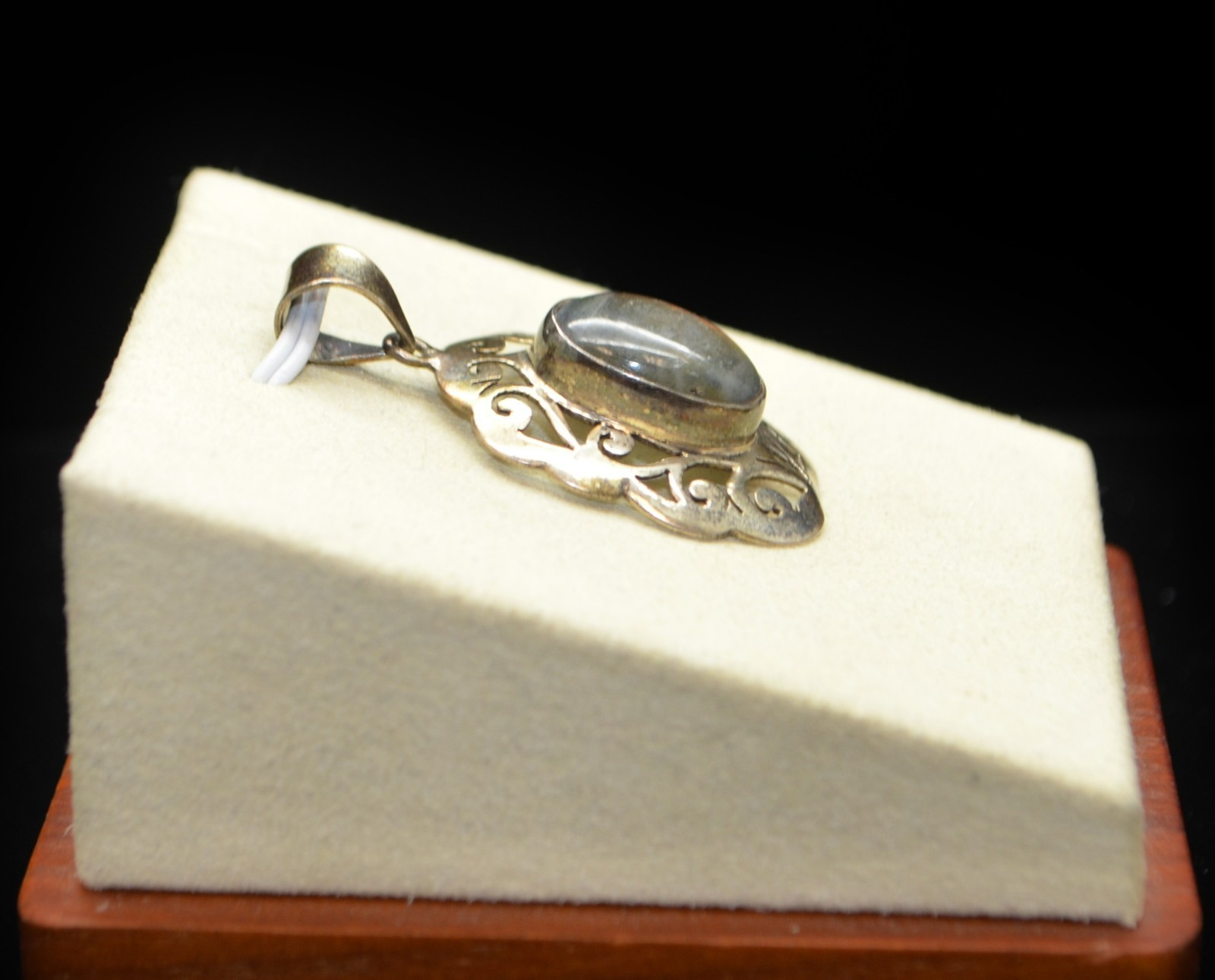 Sterling Silver Gray Marbled Stone Oval Pendant / Charm #FMG507