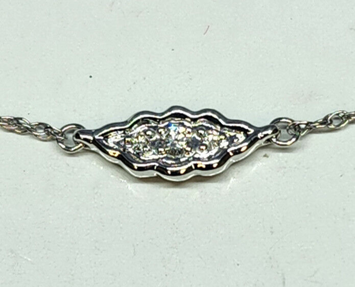LC Lauren Conrad 10K White Gold Diamond Accent Small Leaf Necklace – 18″ Chain