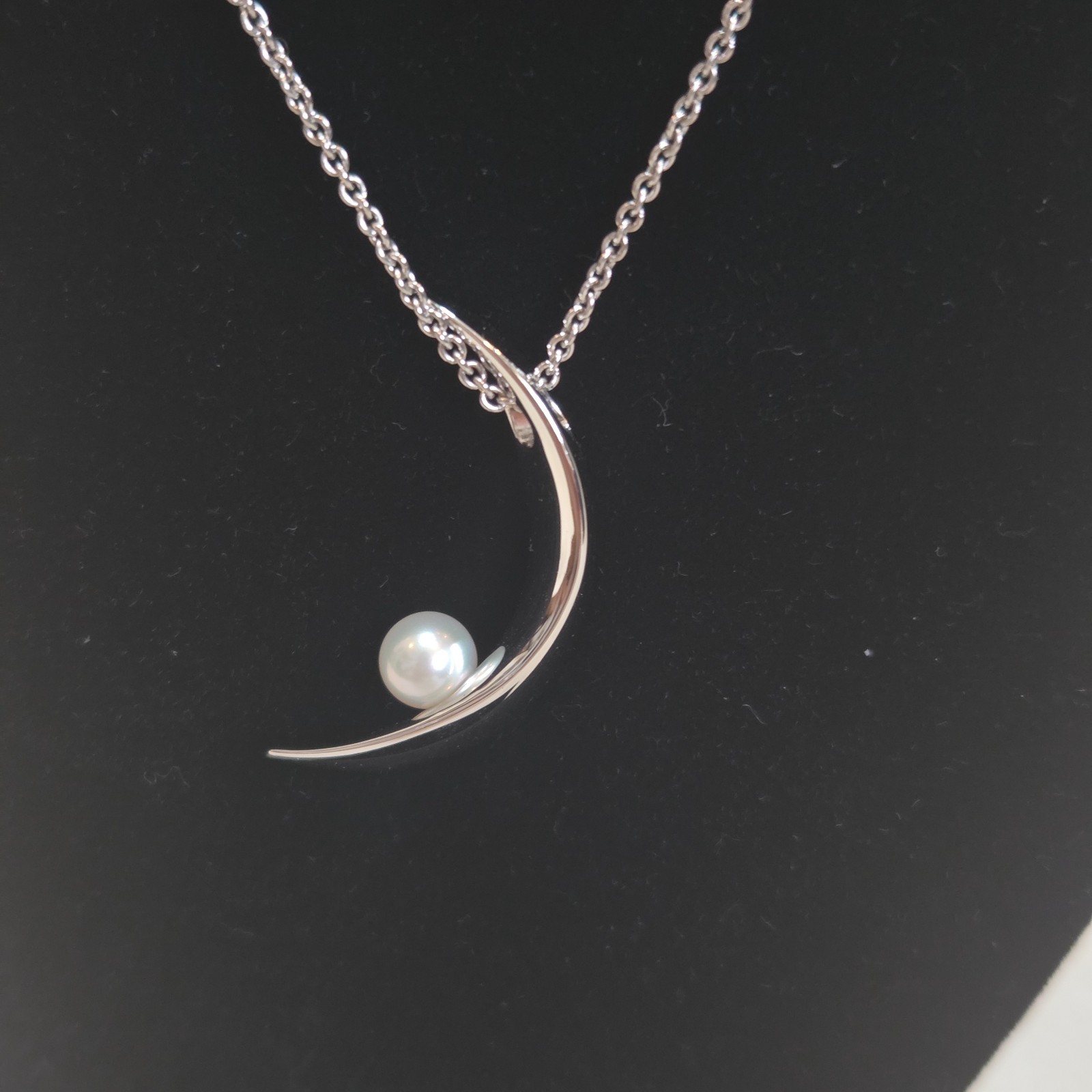 MIKIMOTO Pearl Necklace Silver Moon Pendant Pearl Sterling Silver Women Japan