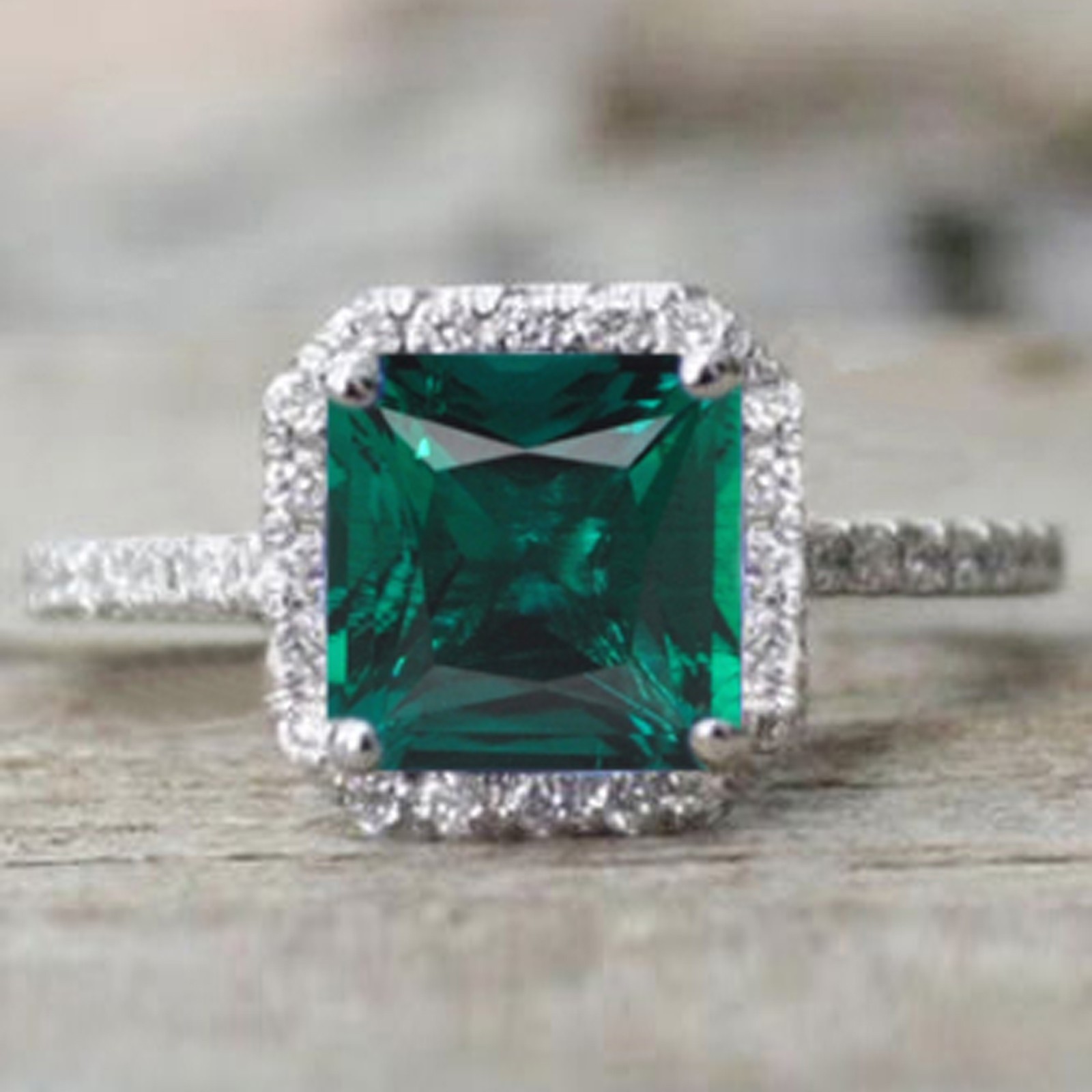 14KT Gold 1.95 Cts. Natural Emerald IGI Certified Diamond Ring – Tariffs Free