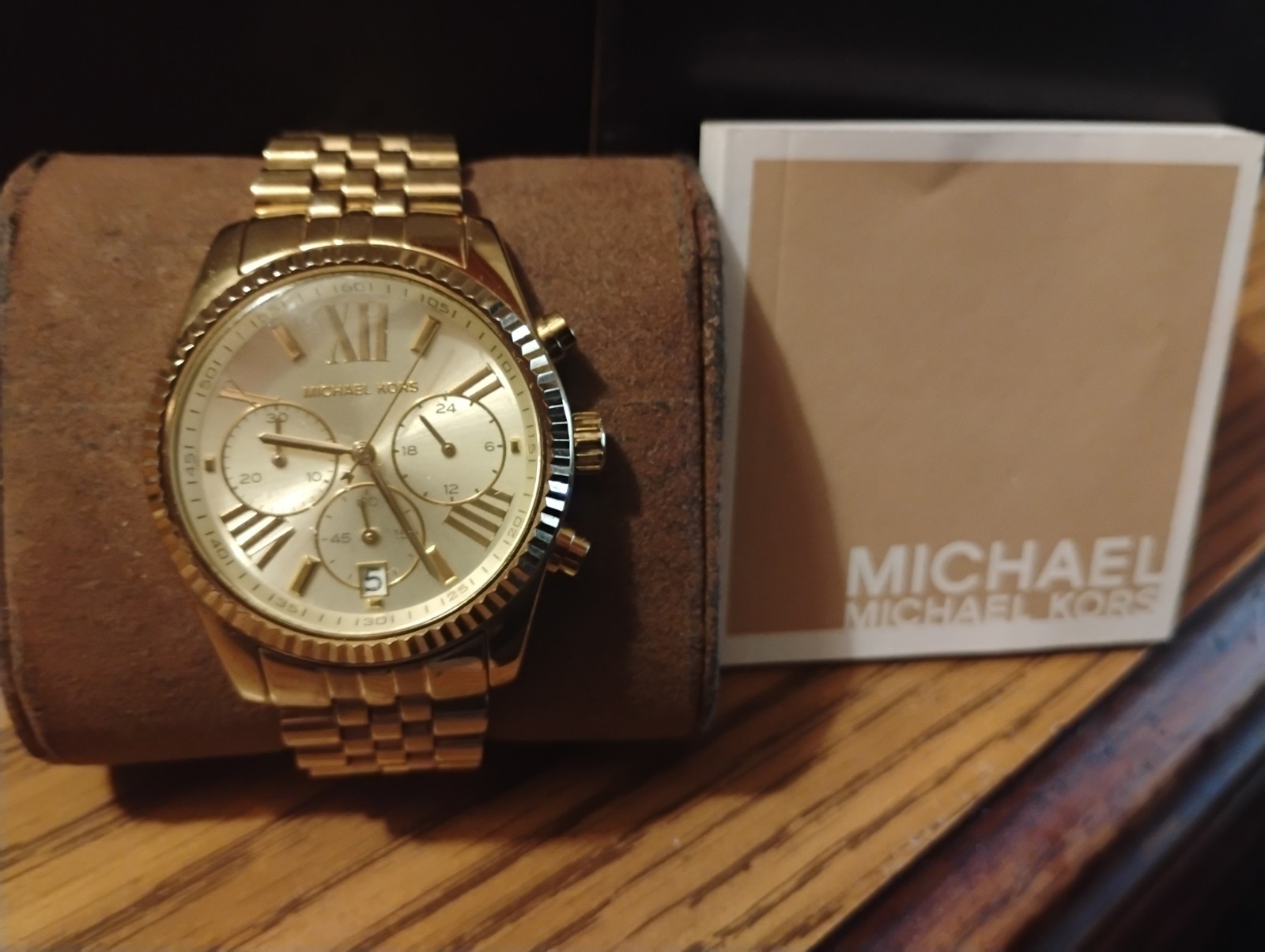 Michael Kors MK5556 Lexington Gold-Tone Women’s Chronograph Watch.Pre-Owned.